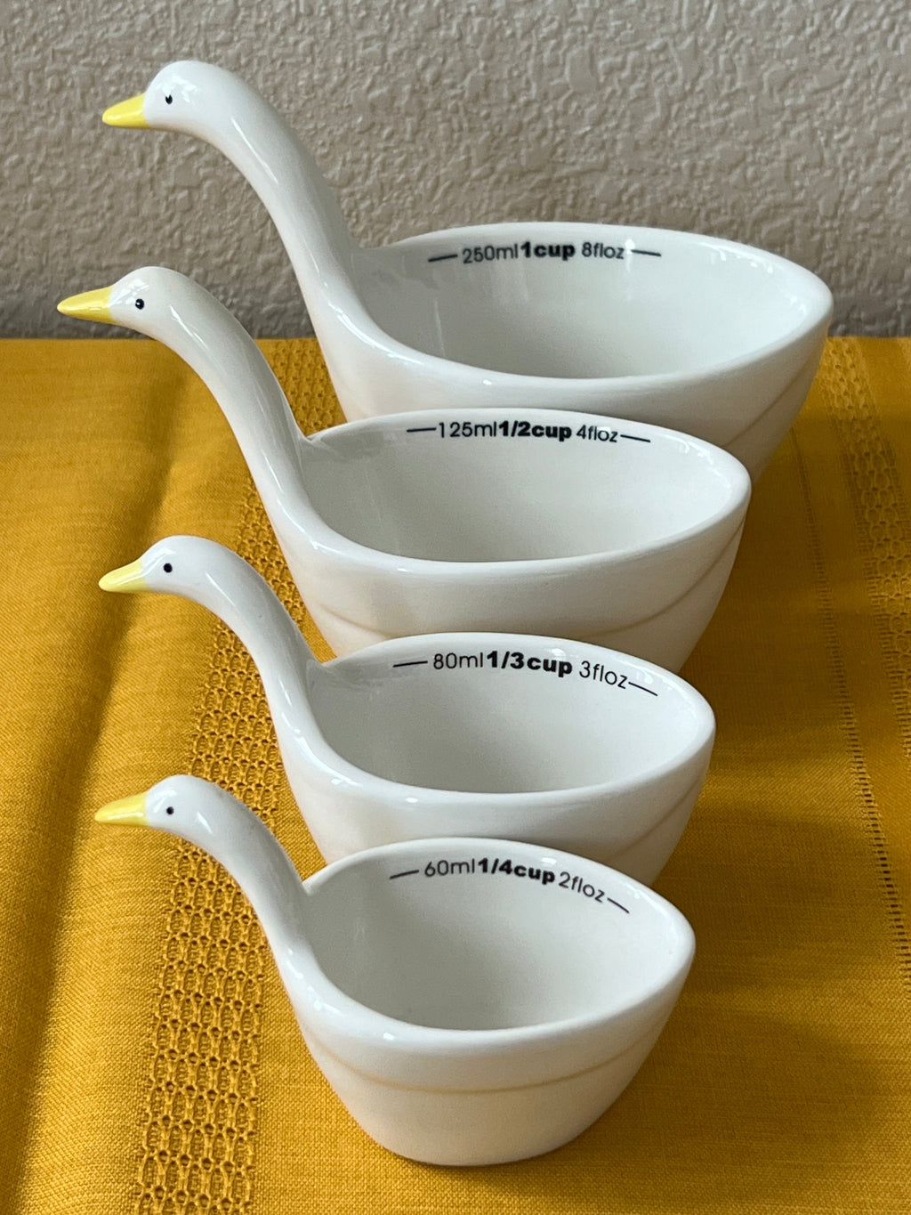 Anthropologie by Biscuit Ceramic Goose Nesting Measuring Cups Set of 4